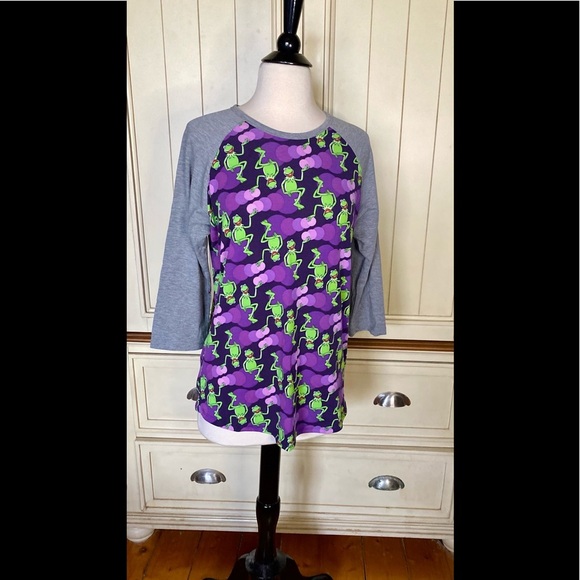 🐸Lularoe The Randy Kermit Disney Top🐸 - Picture 1 of 7